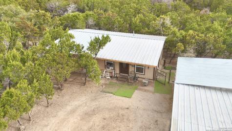 946 Frontier Lane Bandera TX 78003