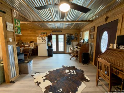 946 Frontier Lane Bandera TX 78003