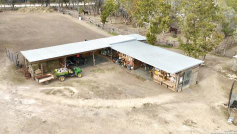 946 Frontier Lane Bandera TX 78003