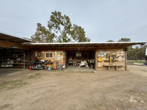 946 Frontier Lane Bandera TX 78003