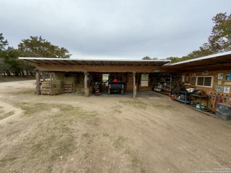 946 Frontier Lane Bandera TX 78003