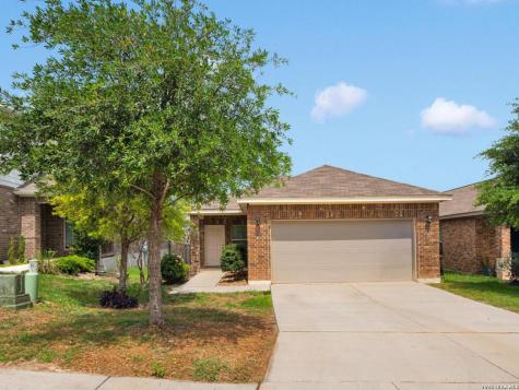 2826 High Castle San Antonio TX 78245