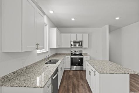 8208 Smithers Avenue San Antonio TX 78252