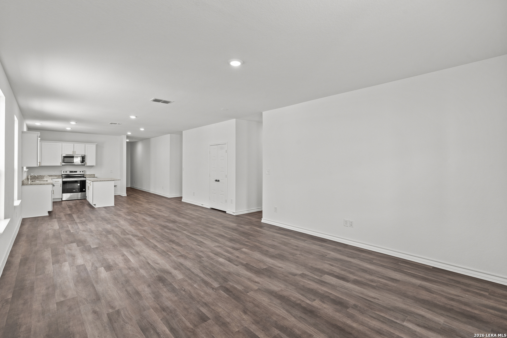 8208 Smithers Avenue San Antonio TX 78252