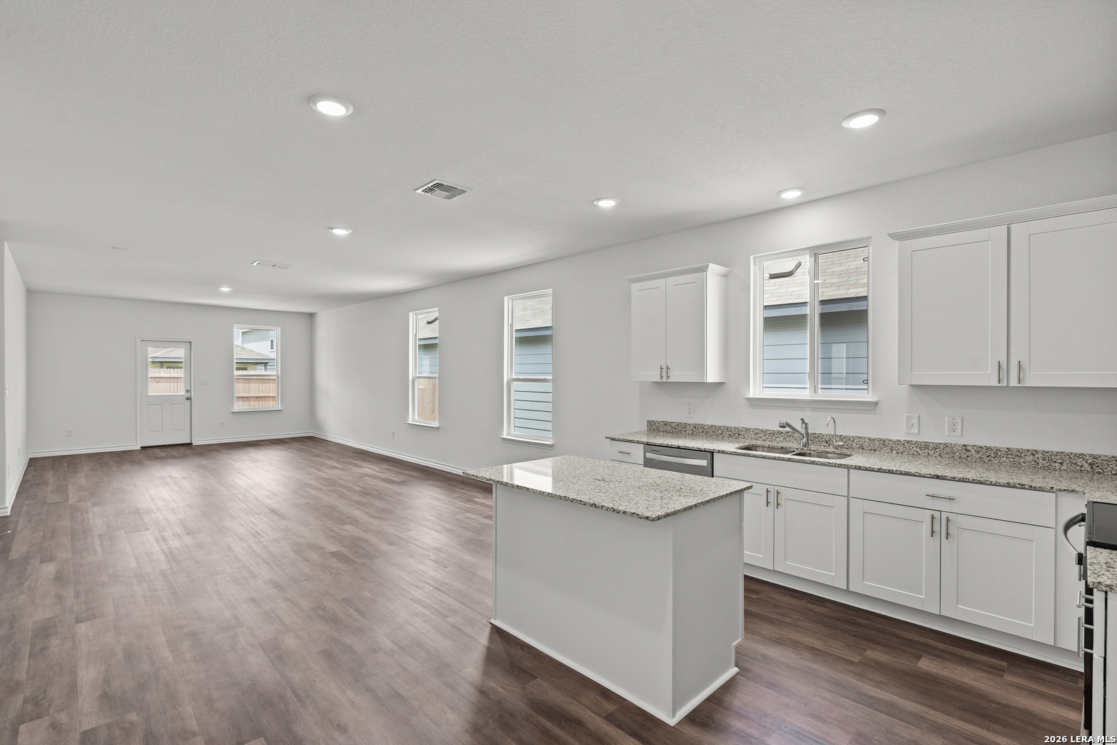 8208 Smithers Avenue San Antonio TX 78252