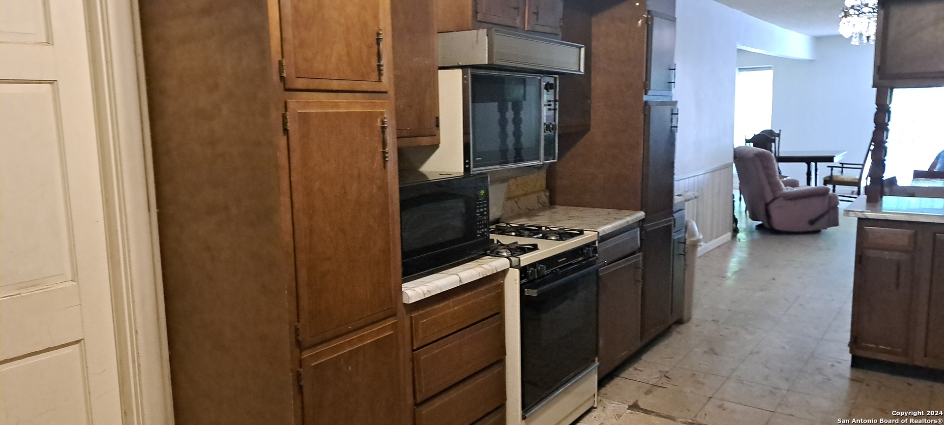194 Olga San Antonio TX 78237