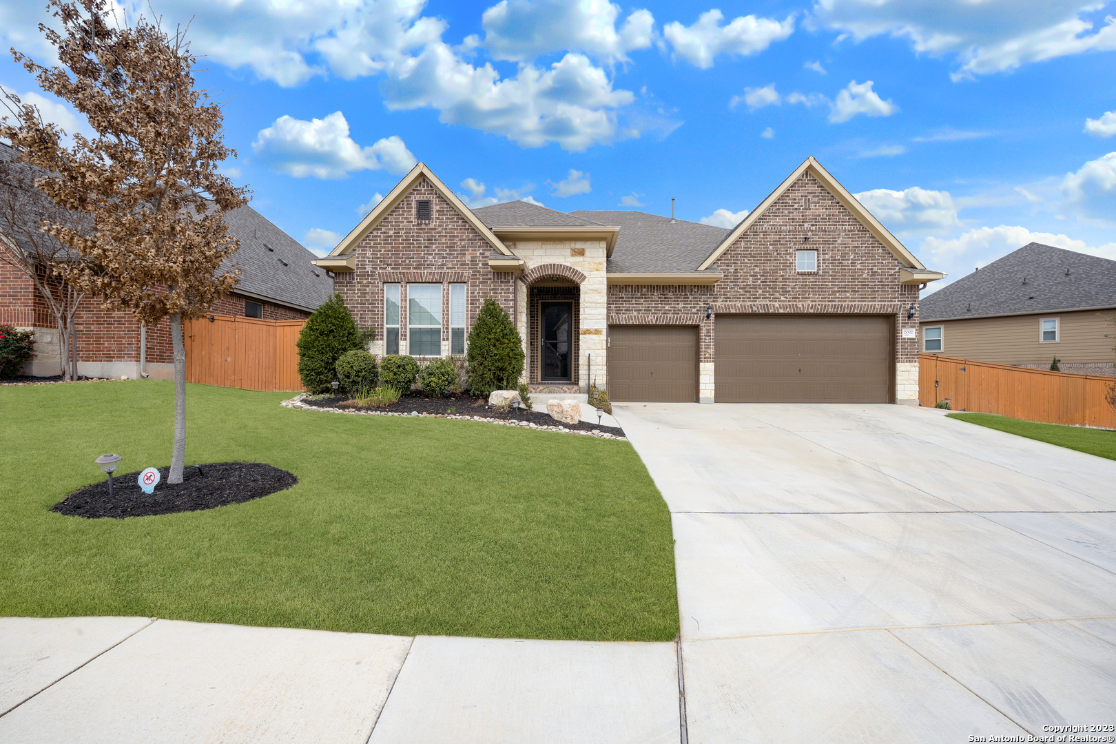 2002 Cottonwood Way San Antonio TX 78253