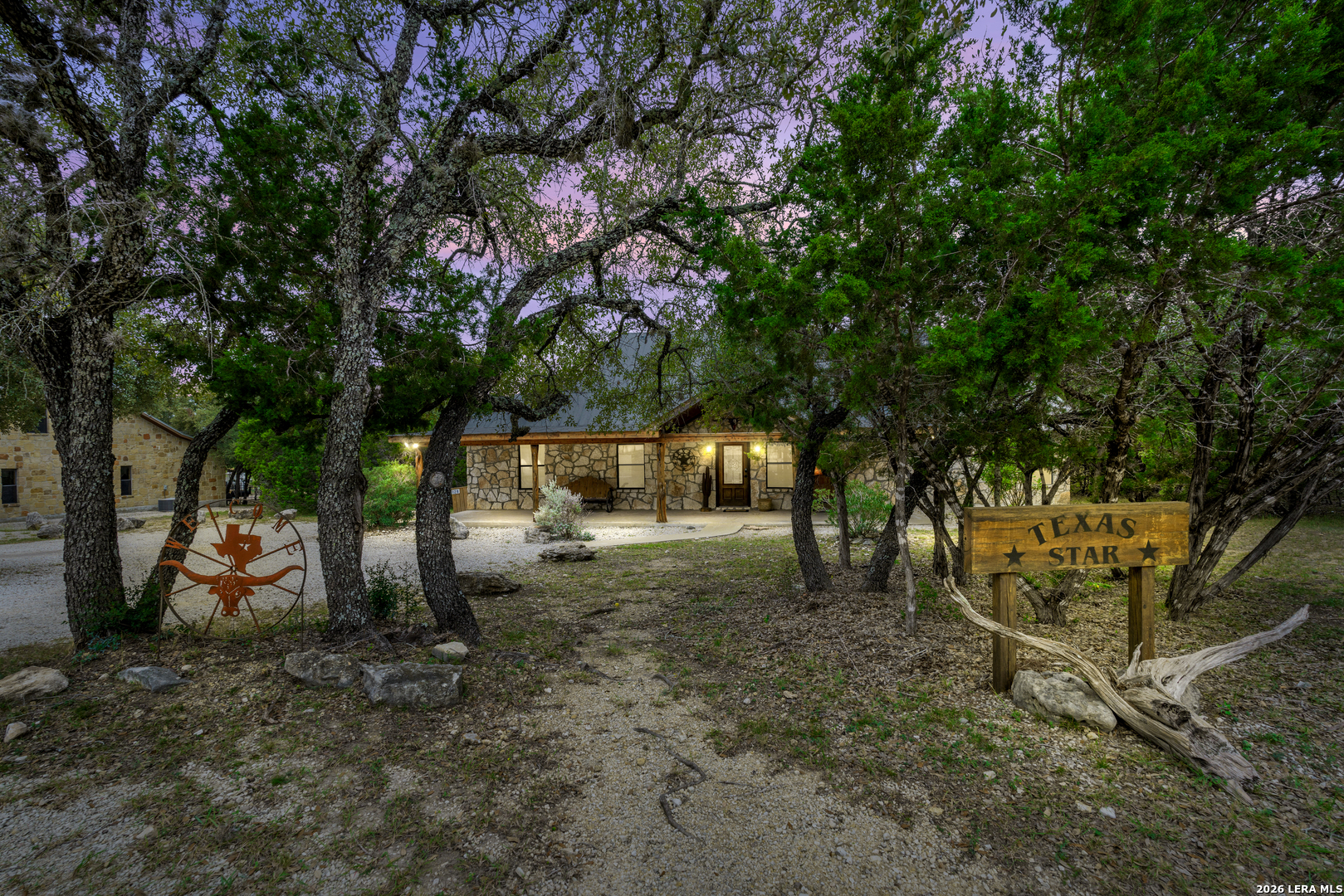 128 Mountain Laurel Concan TX 78838