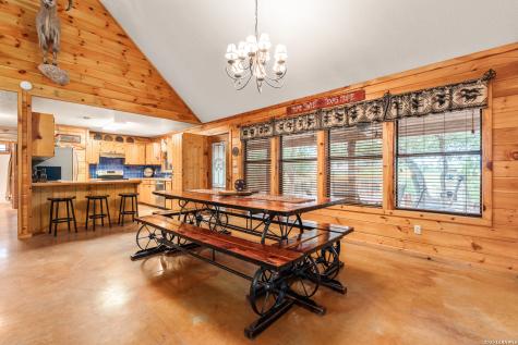 128 Mountain Laurel Concan TX 78838