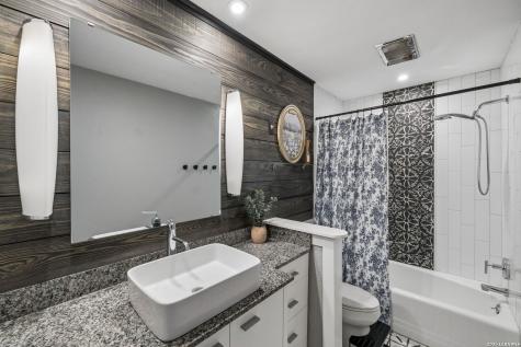 677 Floral New Braunfels TX 78130