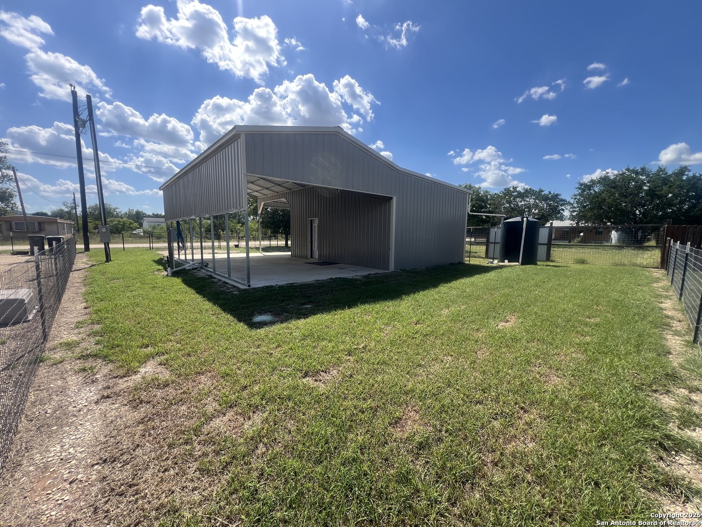 545 Siesta Bandera TX 78003
