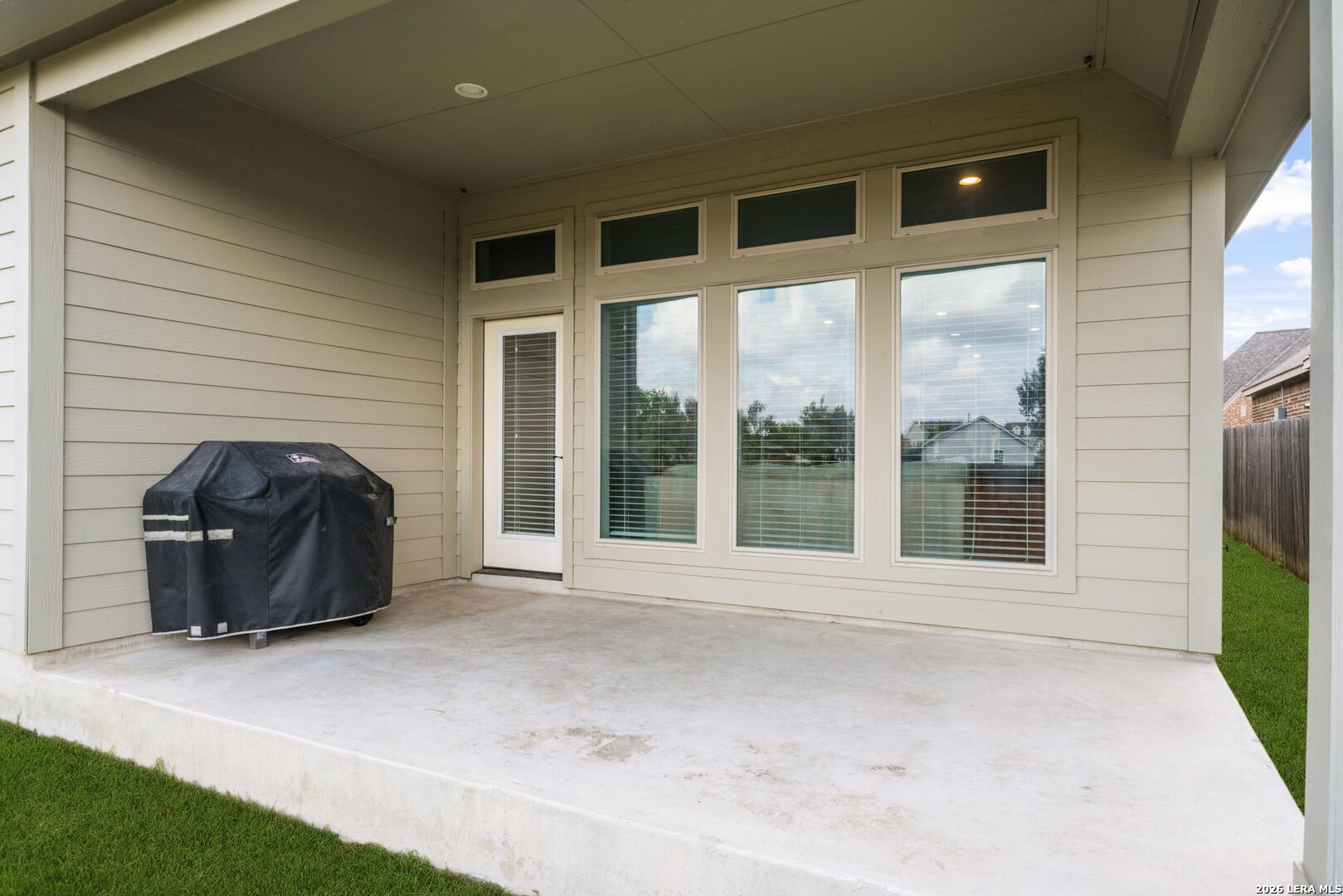 8455 Flint Meadows San Antonio TX 78254