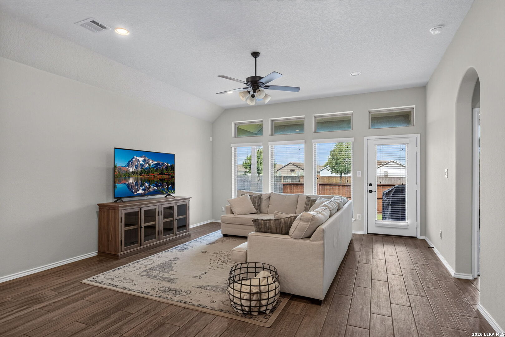 8455 Flint Meadows San Antonio TX 78254