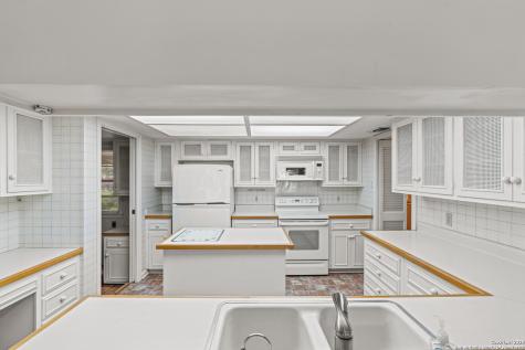 3038 Valley View San Antonio TX 78217
