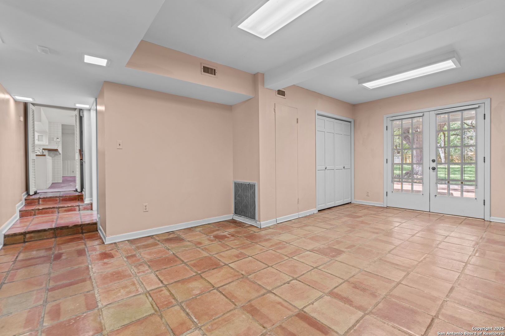 3038 Valley View San Antonio TX 78217