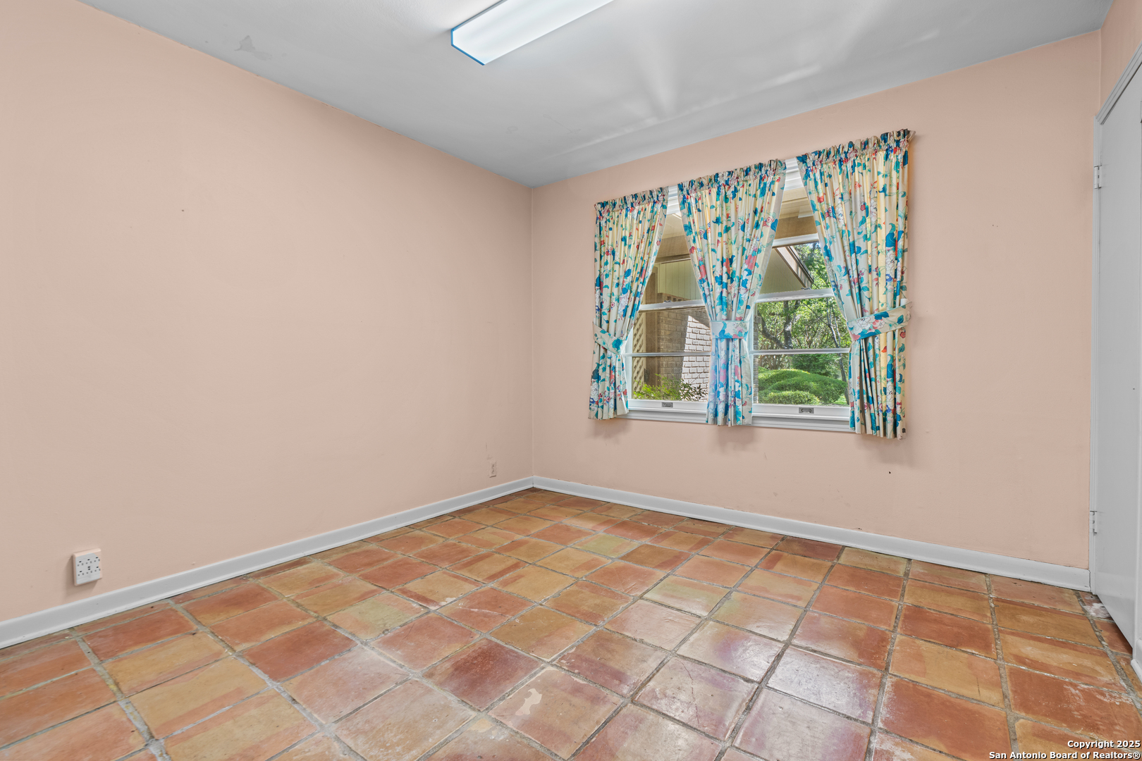 3038 Valley View San Antonio TX 78217