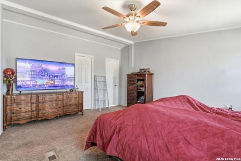 247 Pr 4550 Hondo TX 78861