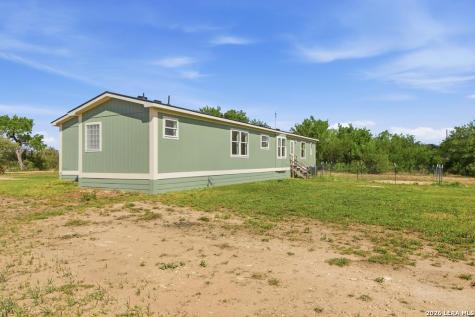 247 Pr 4550 Hondo TX 78861