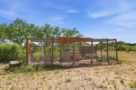 247 Pr 4550 Hondo TX 78861