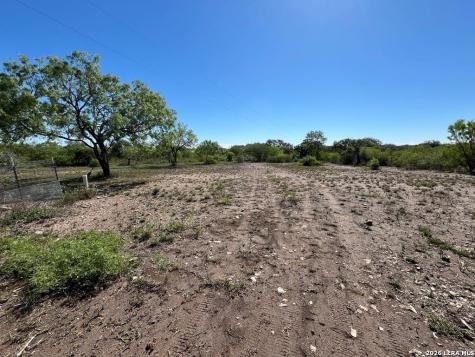 247 Pr 4550 Hondo TX 78861