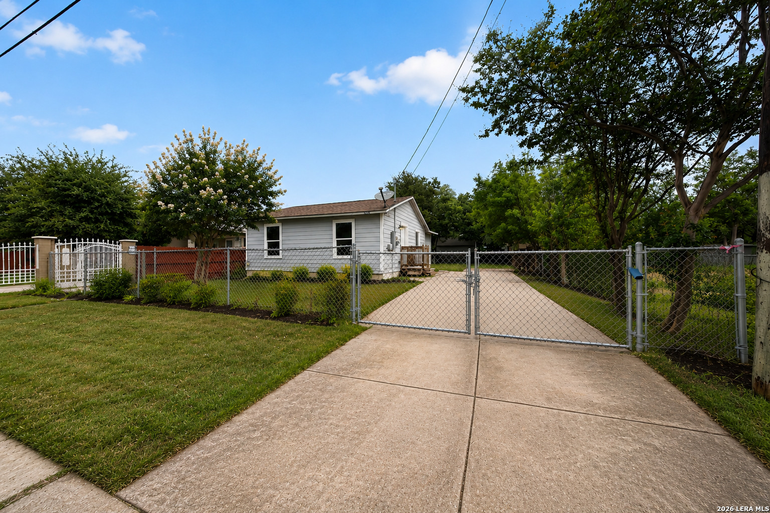 215 Prosperity Drive San Antonio TX 78237