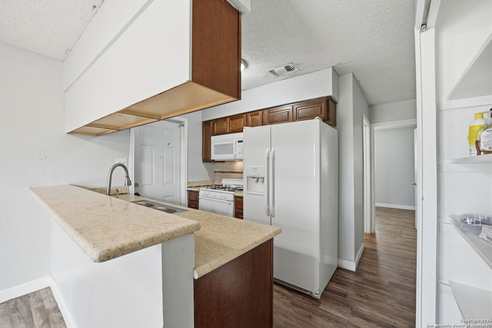 126 Meadow Way Converse TX 78109