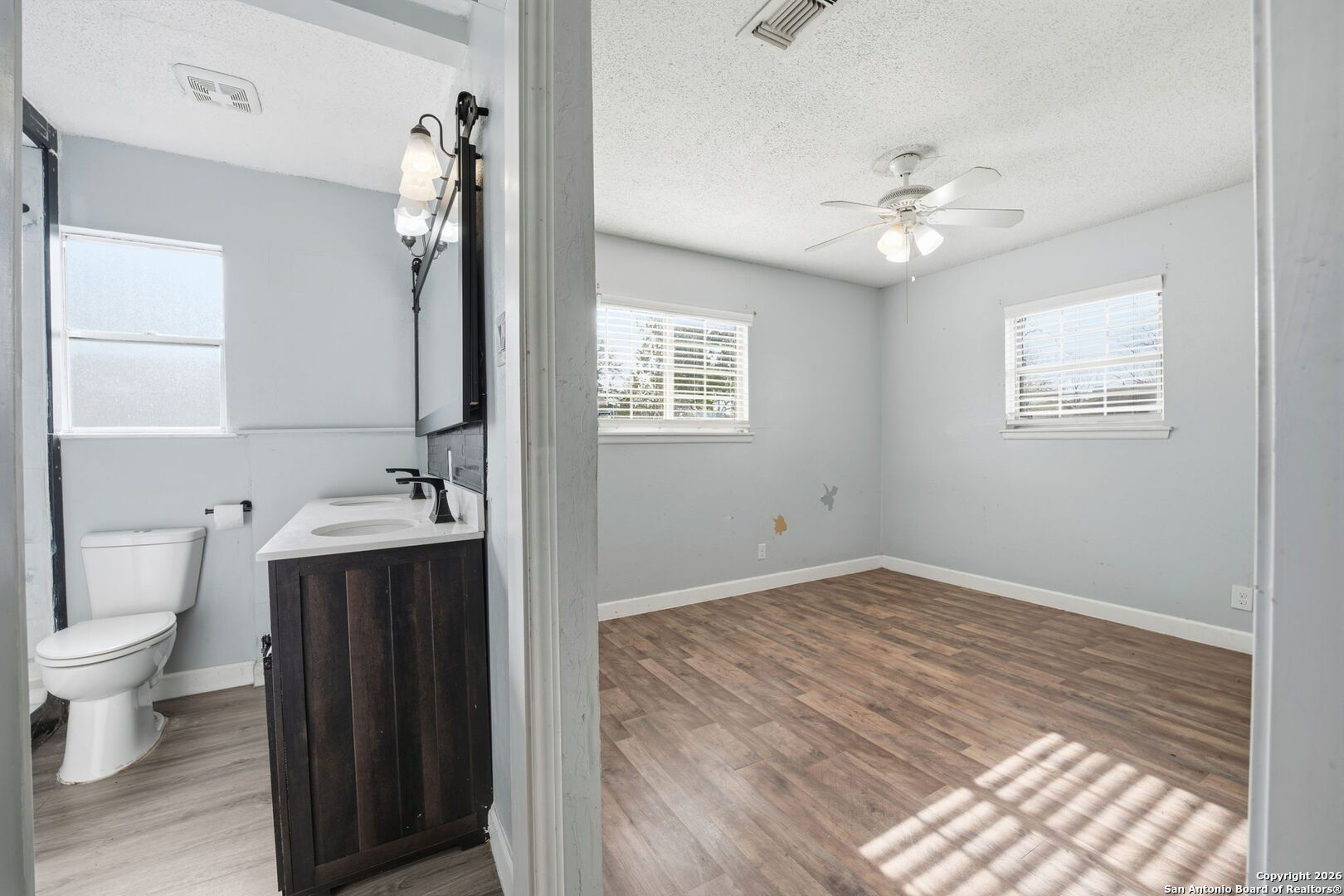 126 Meadow Way Converse TX 78109