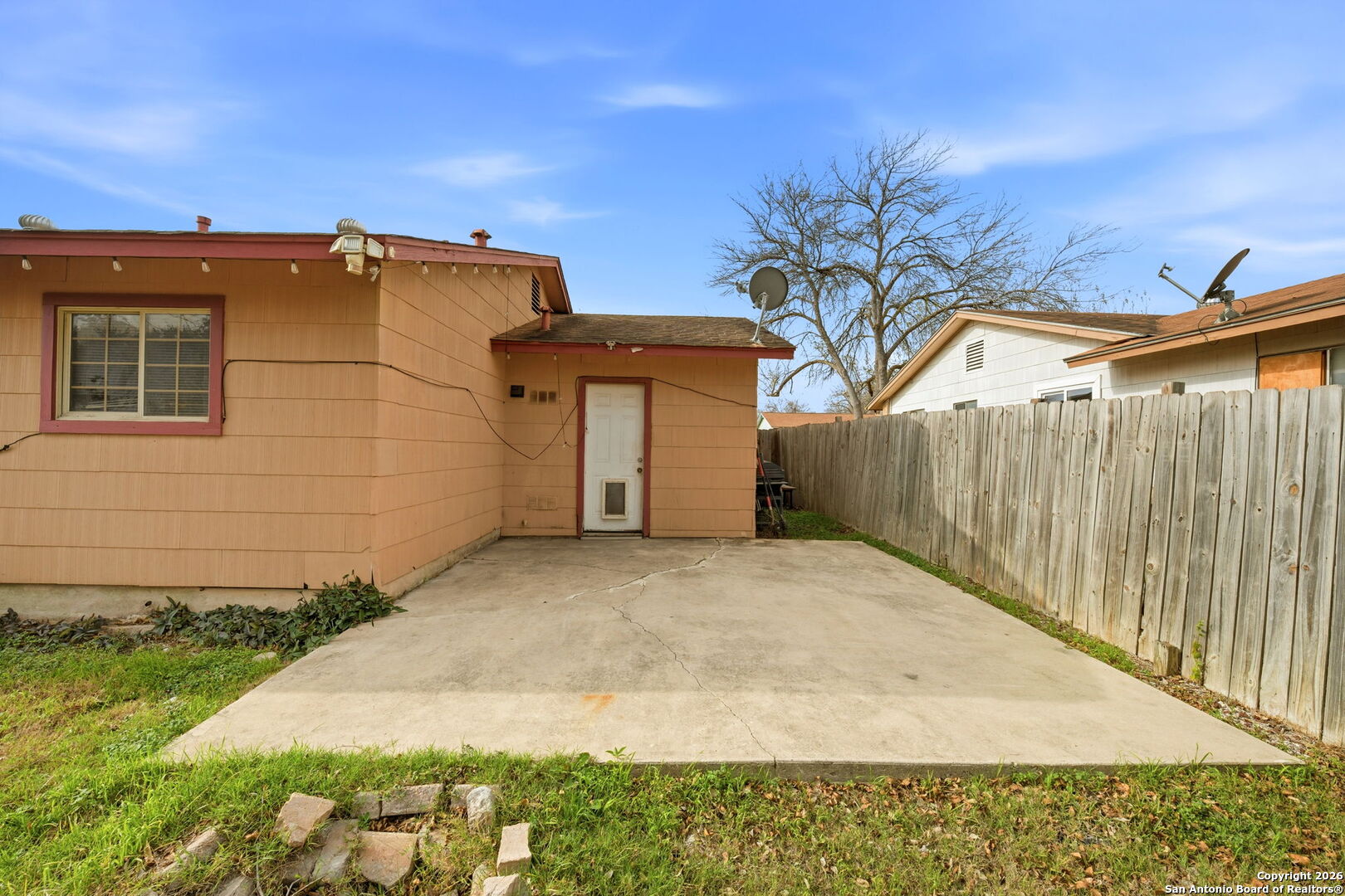 126 Meadow Way Converse TX 78109