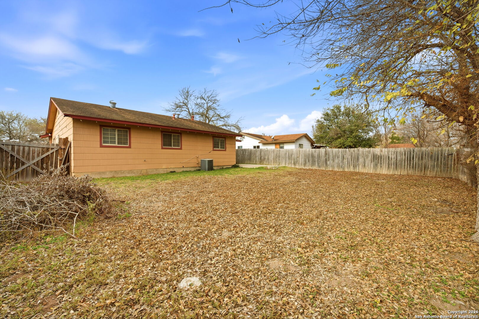 126 Meadow Way Converse TX 78109