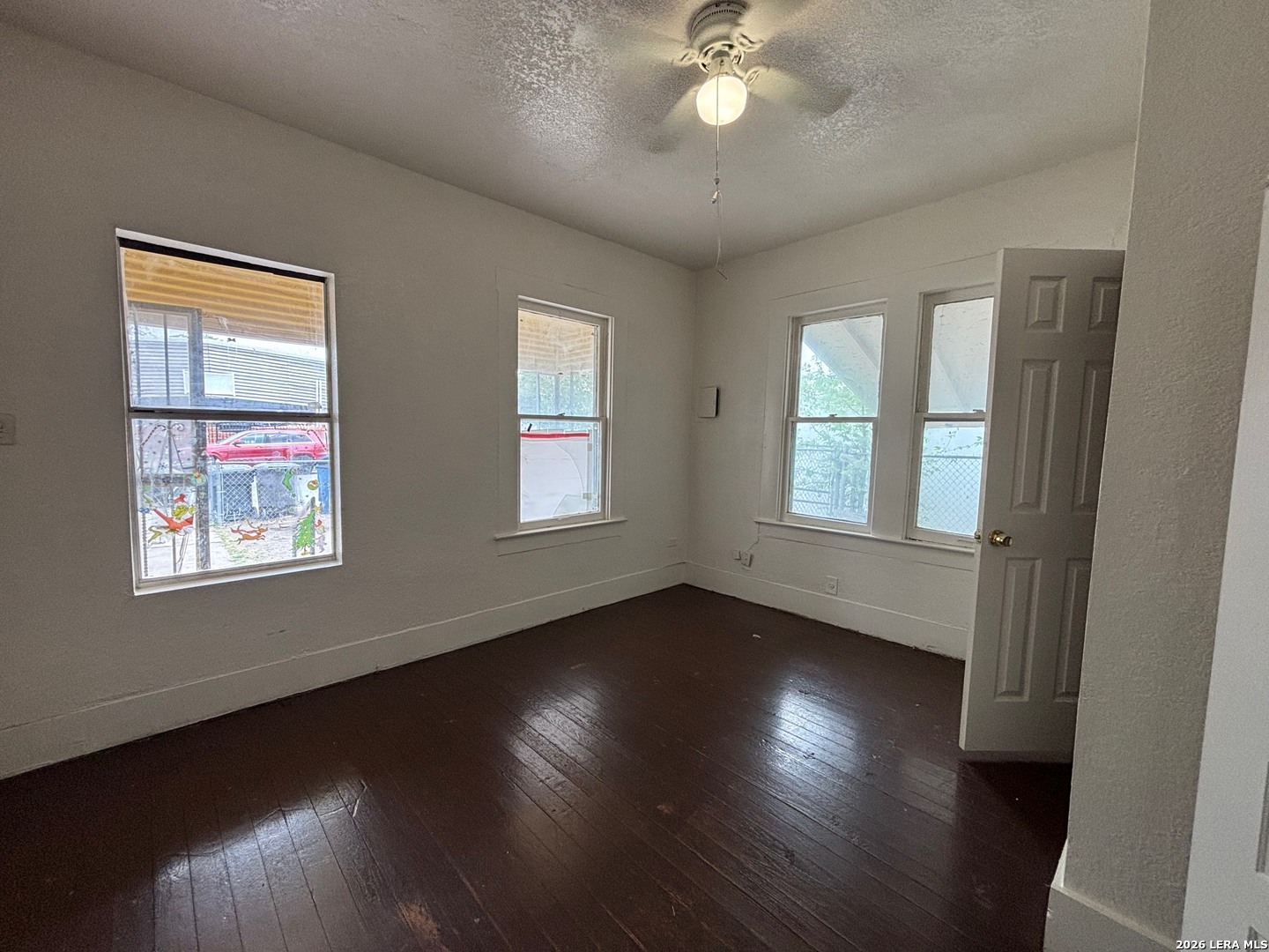 2810 W Salinas San Antonio TX 78207