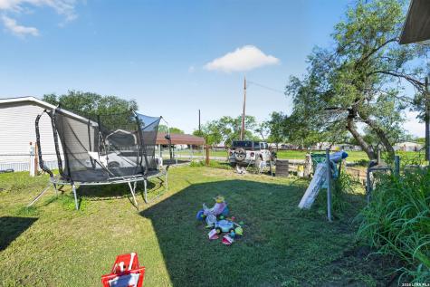 408 Hickory Street Jourdanton TX 78026