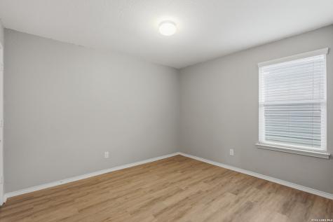 5610 Medina Farm San Antonio TX 78222
