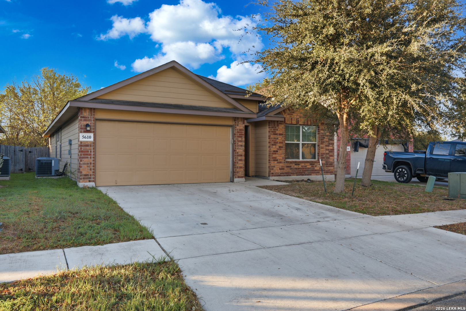 5610 Medina Farm San Antonio TX 78222