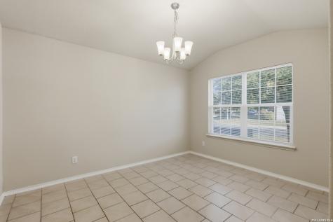 5610 Medina Farm San Antonio TX 78222