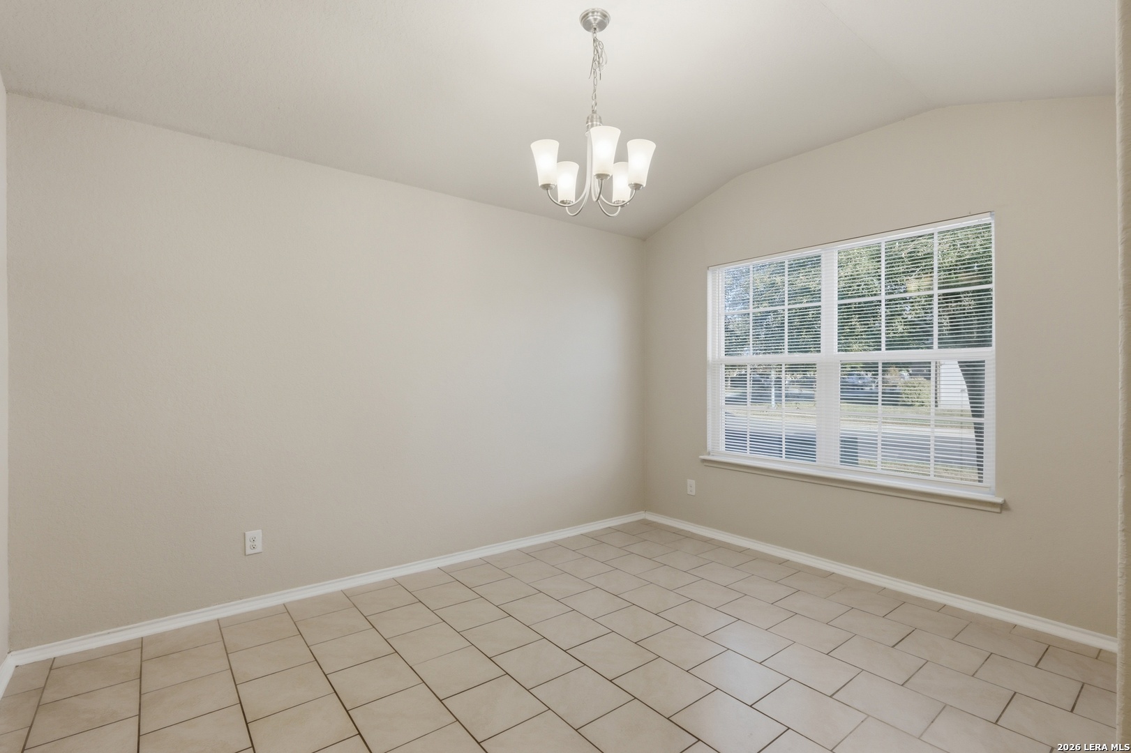 5610 Medina Farm San Antonio TX 78222