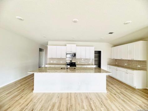 312 Agave Circle Jourdanton TX 78026