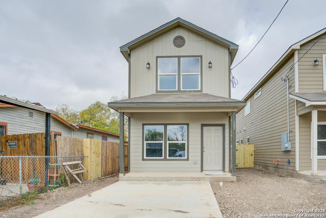 123 Lawton San Antonio TX 78237