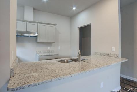 123 Lawton San Antonio TX 78237