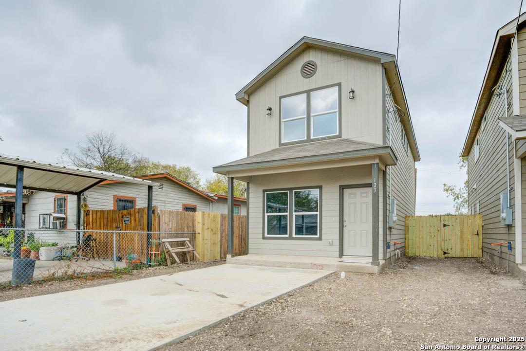 123 Lawton San Antonio TX 78237
