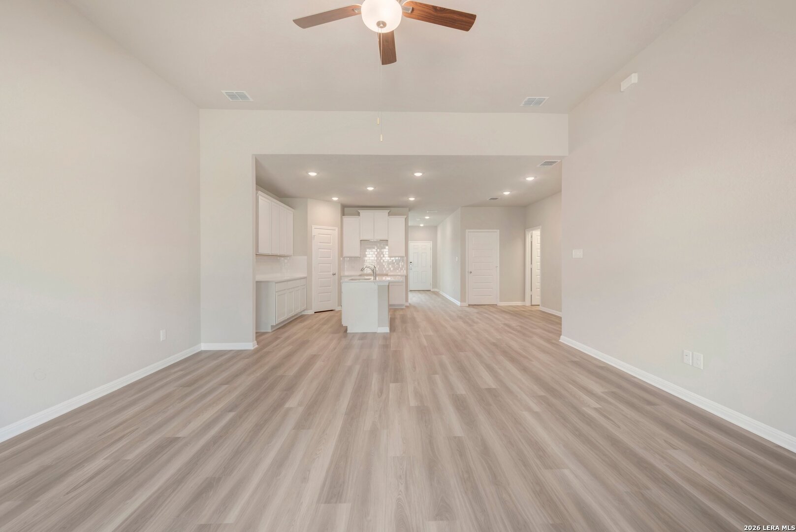 6240 Persimmon Lake San Antonio TX 78245