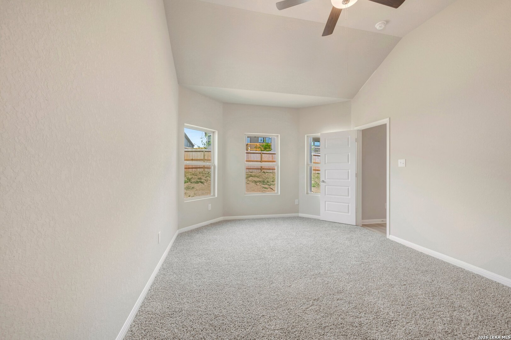 6240 Persimmon Lake San Antonio TX 78245