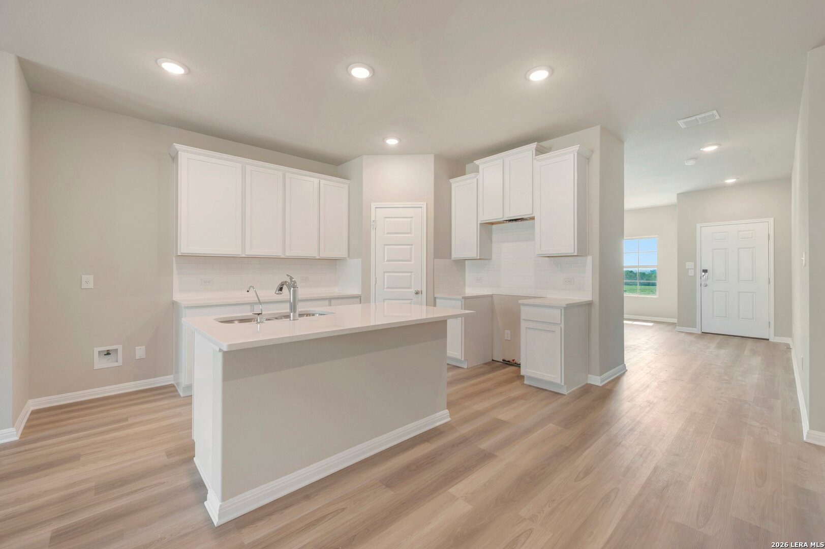 6240 Persimmon Lake San Antonio TX 78245