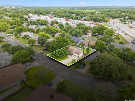 106 Lehmann Street Boerne TX 78006