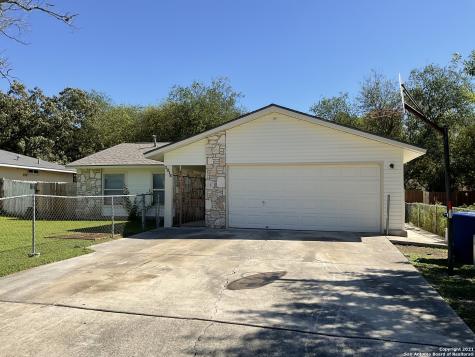 1014 Lafferty Oaks San Antonio TX 78245