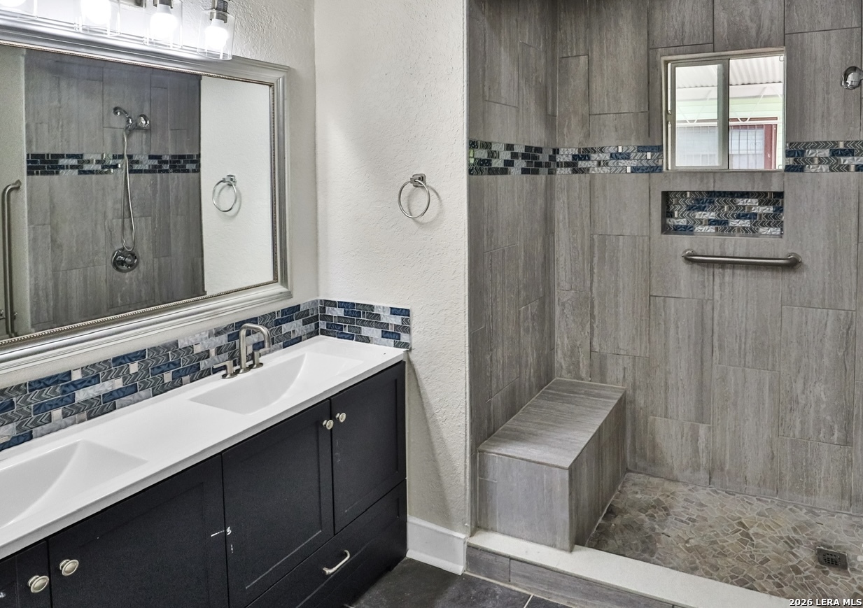 134 Compton San Antonio TX 78214