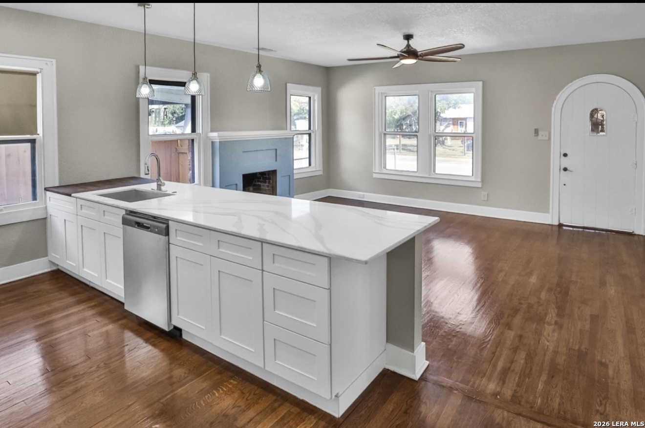 134 Compton San Antonio TX 78214