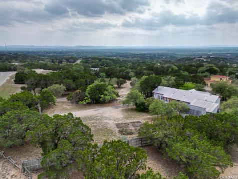 3285 Broad Oak Drive Bandera TX 78003