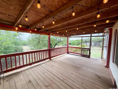 3285 Broad Oak Drive Bandera TX 78003