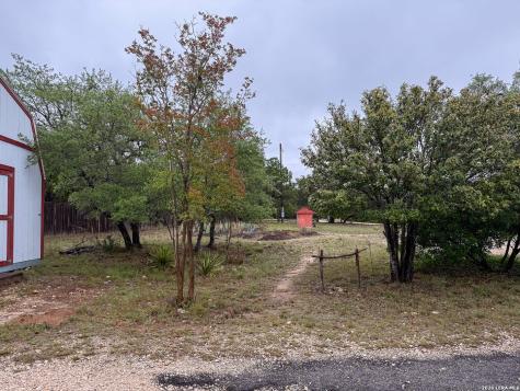 3285 Broad Oak Drive Bandera TX 78003