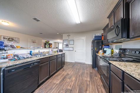 6714 Sabinal San Antonio TX 78252
